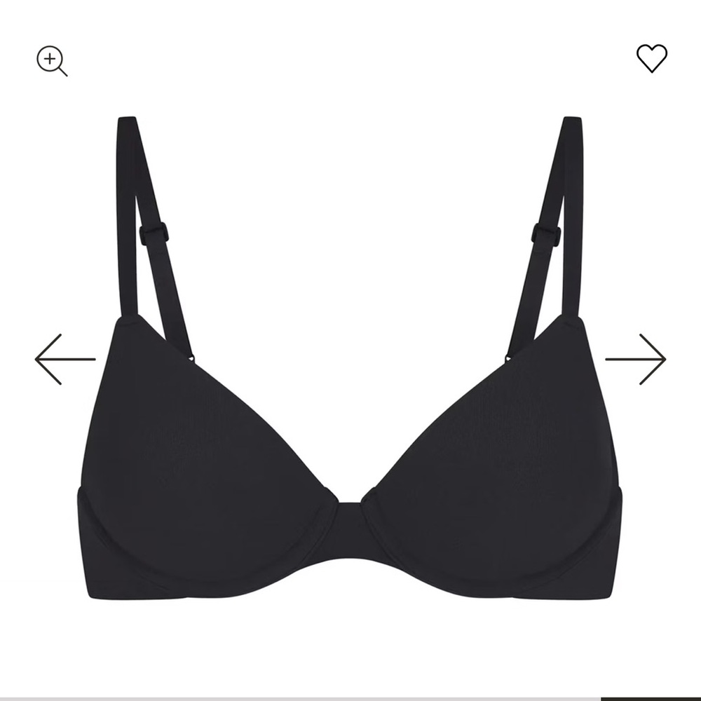 Skims fits everybody Tshirt bra